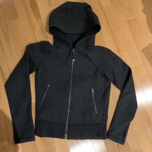 EUC Lululemon Happy Yin Year Hoodie Heathered Black / Soot Light / Black -size 4 - Picture 2 of 16